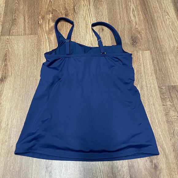 Lands End Womens Solid Navy Blue Tankini Underwire Swim Top Size 4 Stay Put Hem - Picture 2 of 5